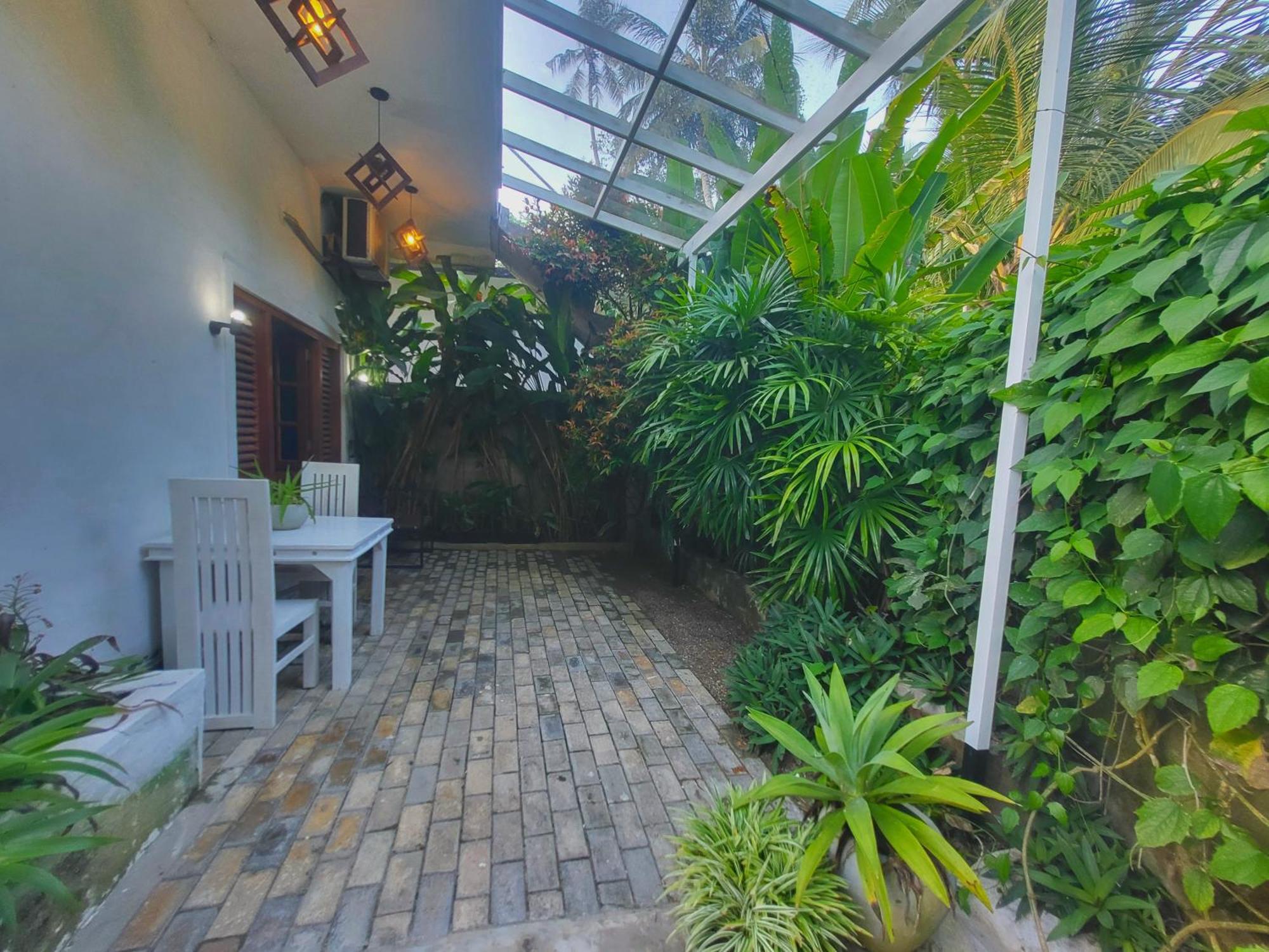 Sahasna Villa Unawatuna Exterior photo